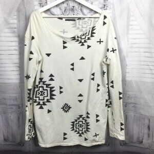 UO Truly Madly Deeply Aztec Sweater White Black M